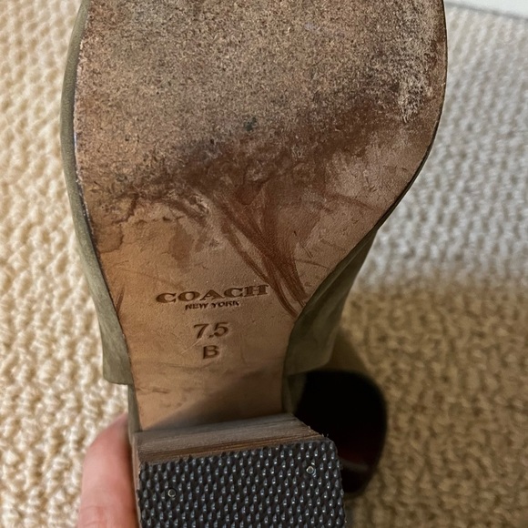 Army green suede Coach sandal 7.5 - Picture 6 of 9